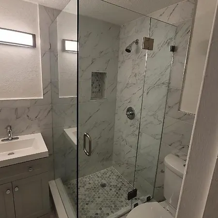 New Star Suite Two North Miami Beach Exterior photo